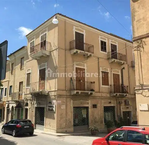 Appartamento in vendita a Campobello di Licata