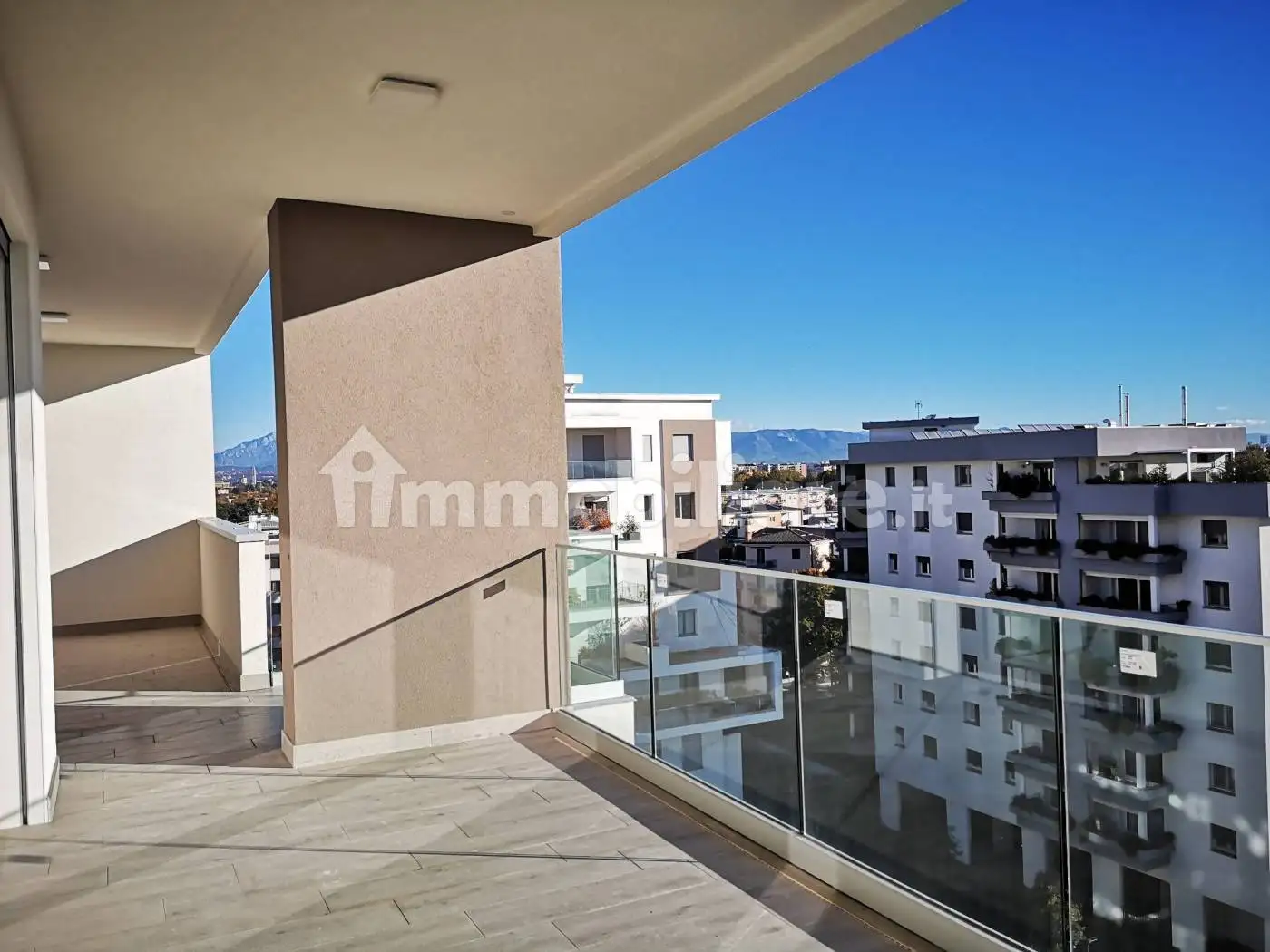 Appartamento in vendita a Monza