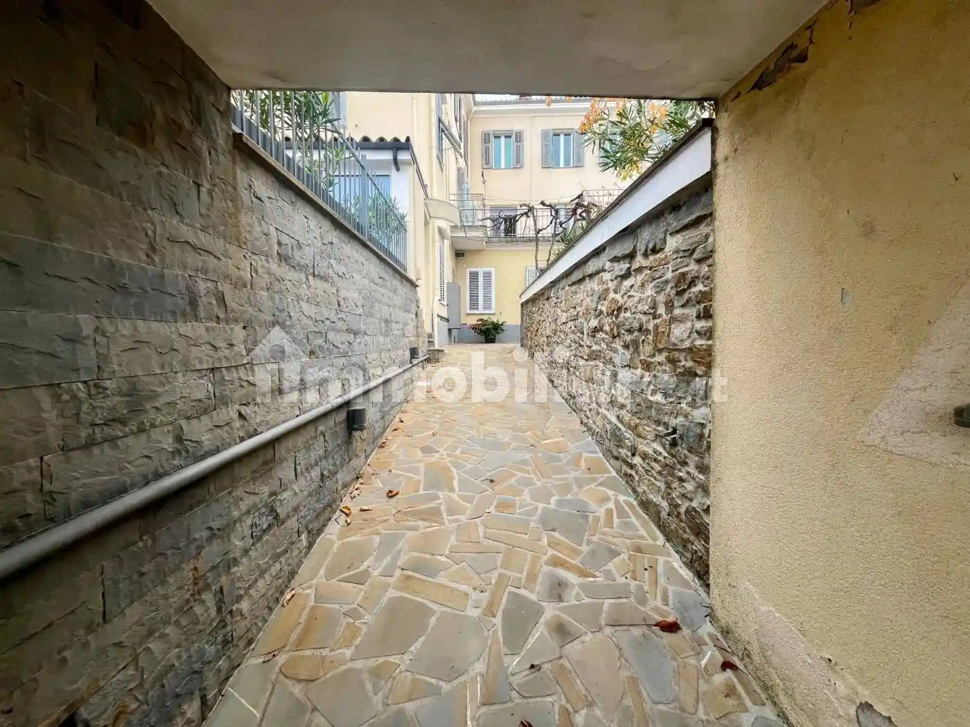 Trilocale via Decimo Giunio Giovenale 2, Scorcola, Trieste - foto 2