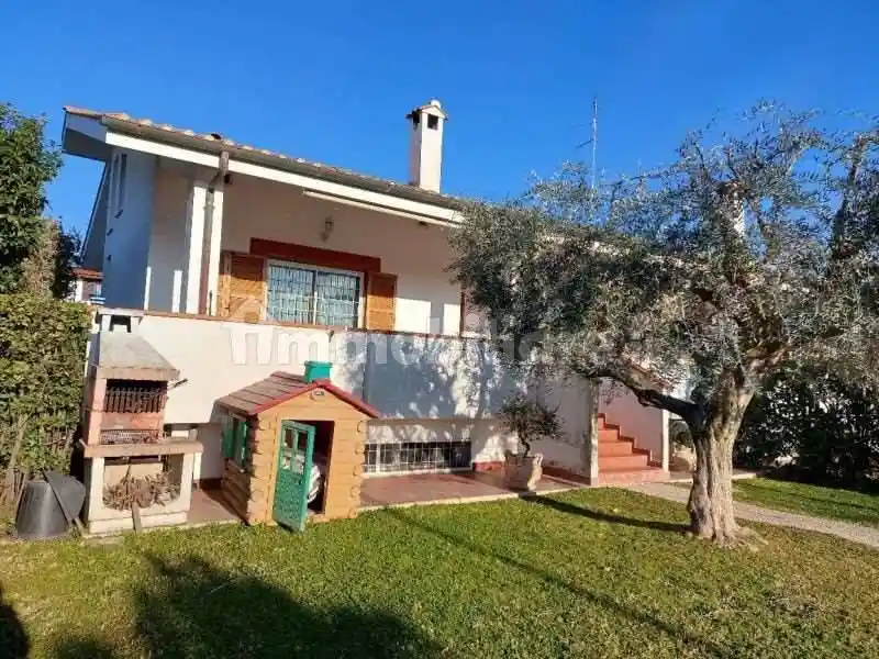 Villetta a schiera in vendita a Roma