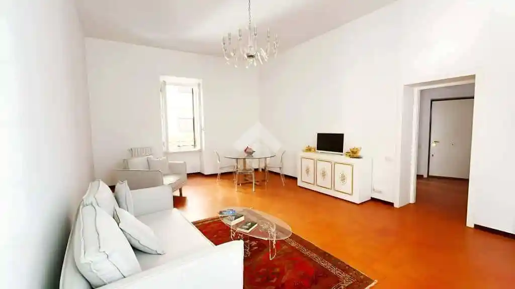 Bilocale via di Sant'Eufemia, Trevi, Roma - foto 2