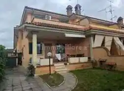 Villetta a schiera in vendita a Ardea