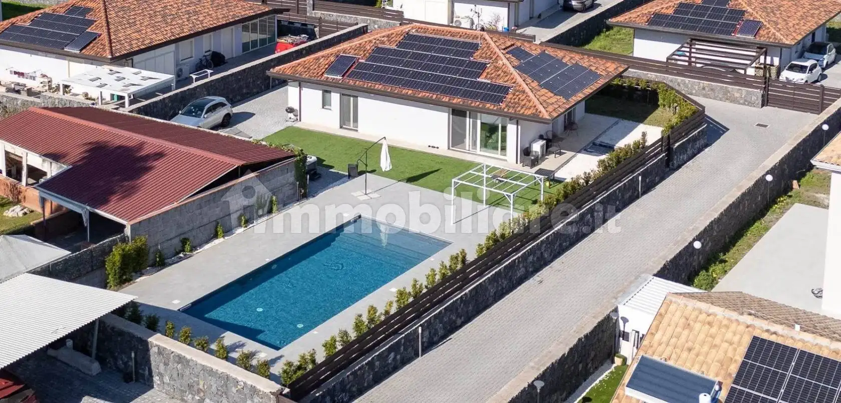 Villa unifamiliare via Fossa Lupo  15, Aci Sant'Antonio - foto 4