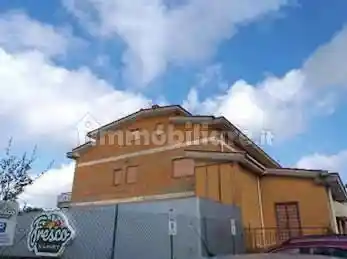 Appartamento in vendita a Genzano di Roma