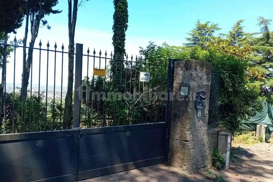 Casa indipendente in asta a Marino