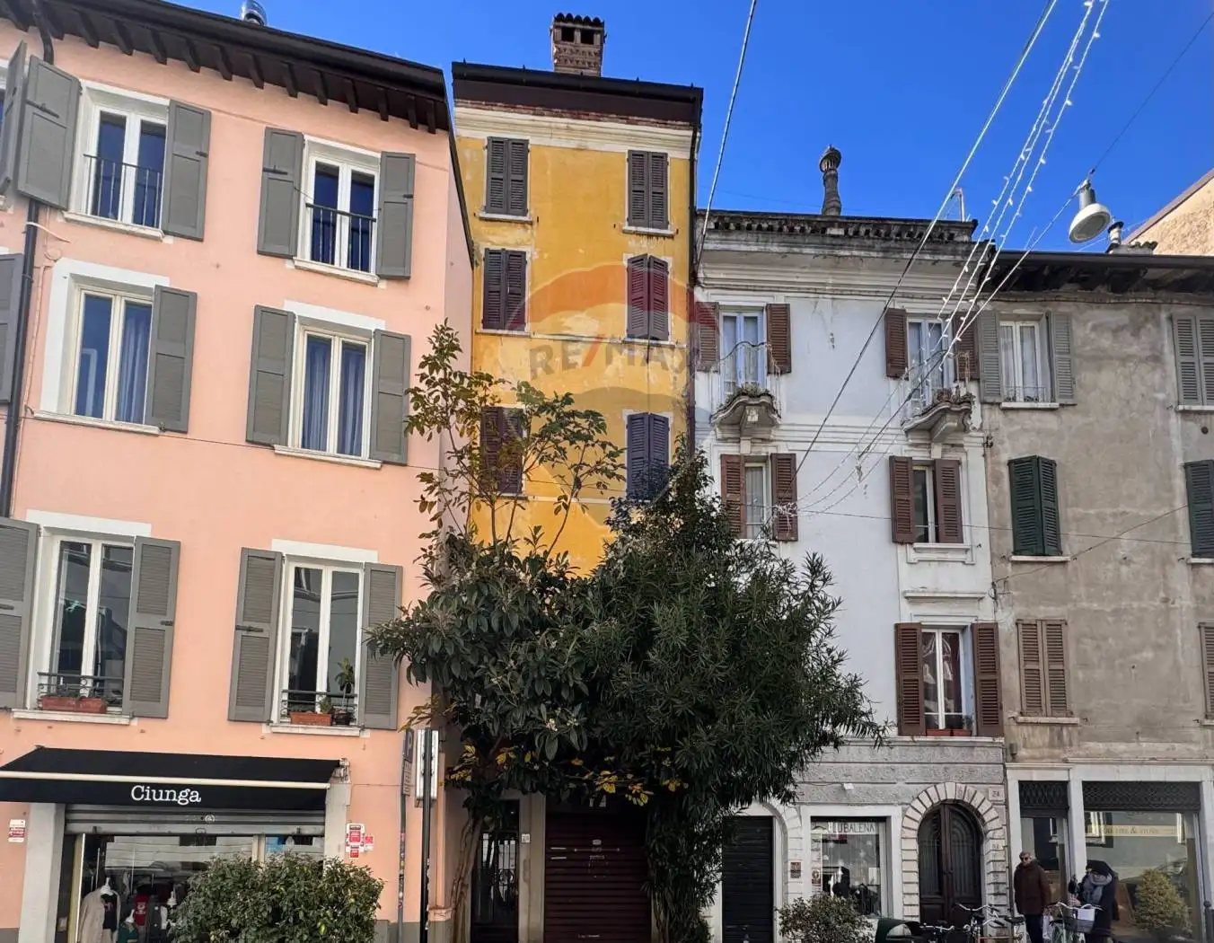 Casa indipendente in vendita a Brescia