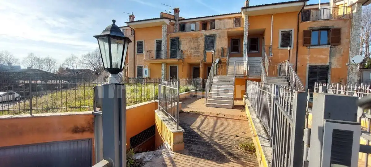 Appartamento in asta a Collevecchio