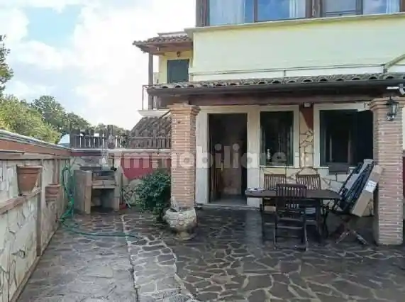 Villa in vendita a Ardea