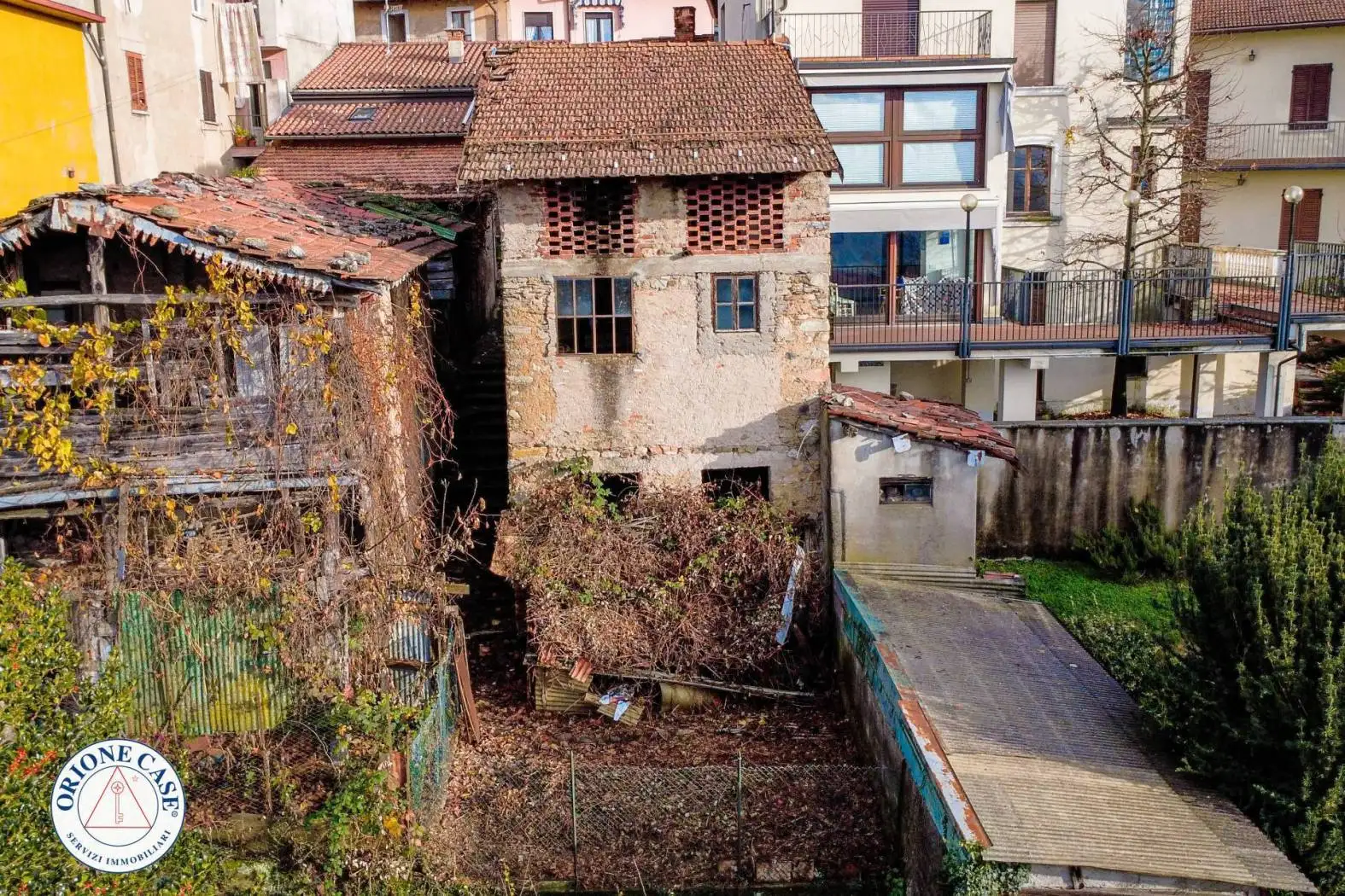 Casa indipendente in vendita a Bedero Valcuvia