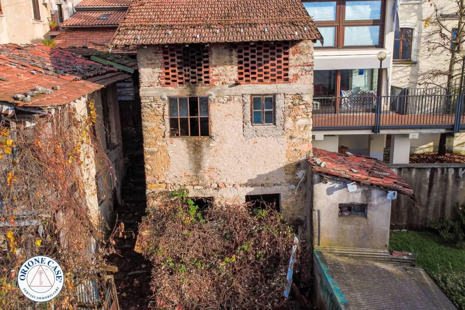 Terratetto unifamiliare via Guglielmo Marconi, Bedero Valcuvia - foto 2