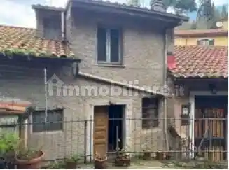 Appartamento in vendita a Cave