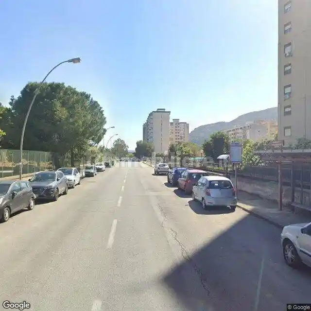 Quadrilocale viale Nicoló Azoti,  33, Bonagia, Palermo - foto 2