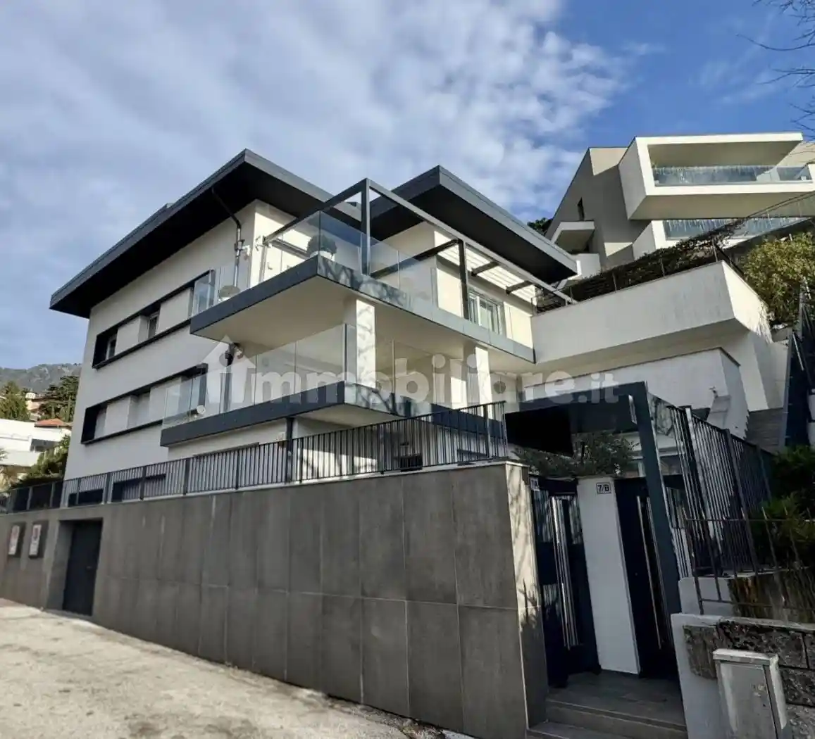 Appartamento via Luigi de Campi 7, Laste - Cognola, Trento - foto 2