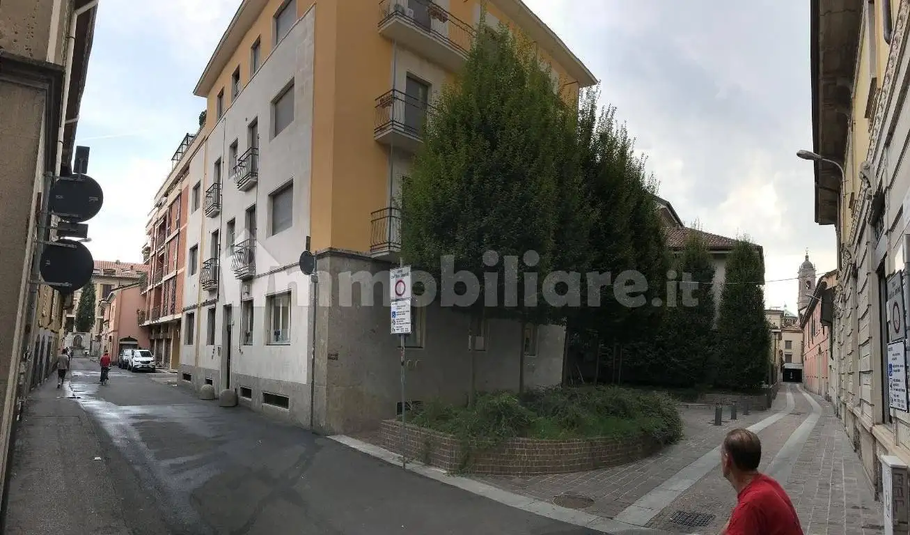 Appartamento in vendita a Monza