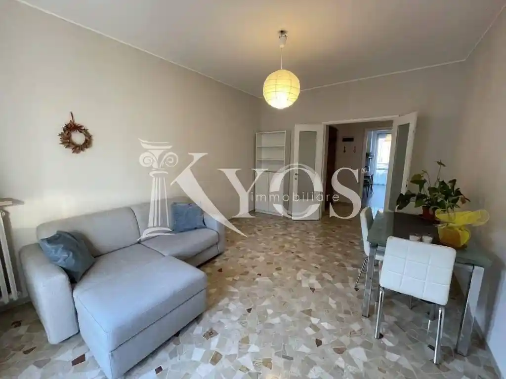 Bilocale via Luigi Canonica 54, Paolo Sarpi, Milano - foto 2