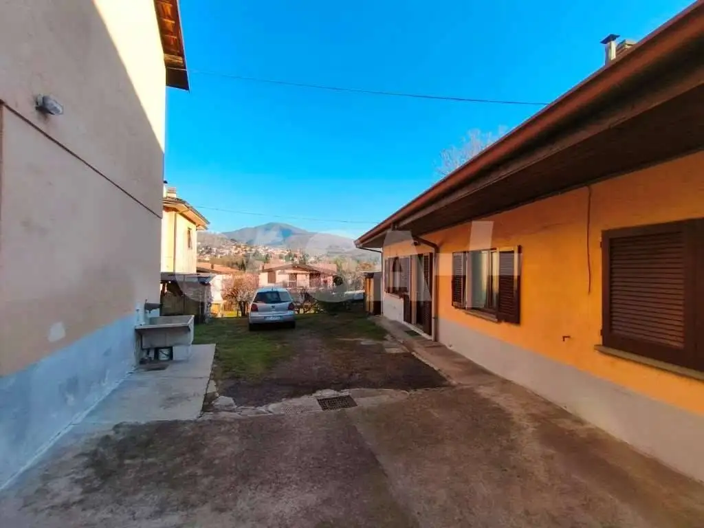 Villa bifamiliare vicolo baccoli, 8, Caravate - foto 3