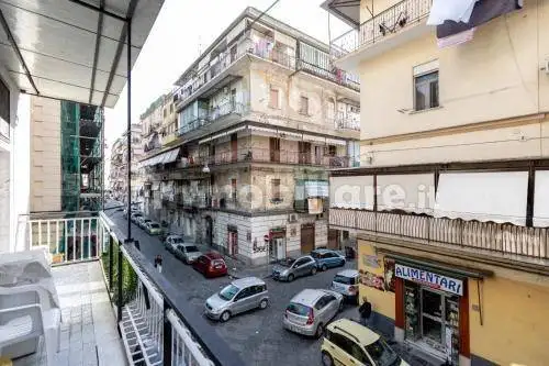 Appartamento in affitto a Napoli
