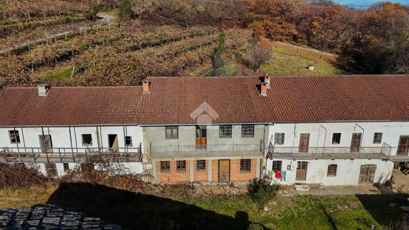 Terratetto plurifamiliare via Comba Marasso 16, Envie - foto 2