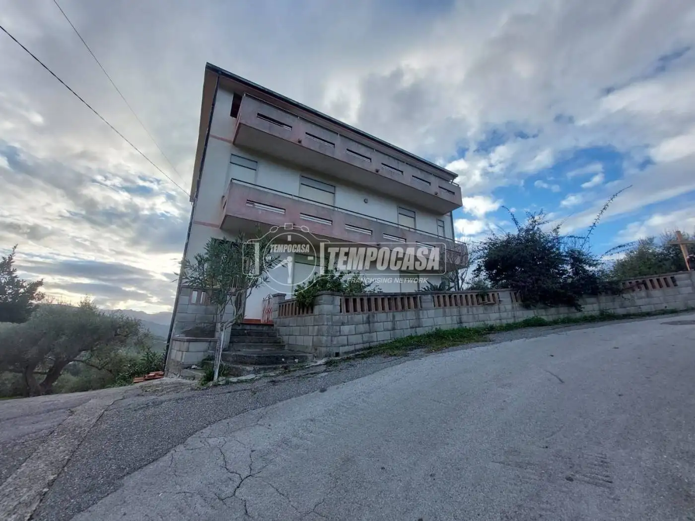 Palazzo - Edificio in vendita a Ficarra