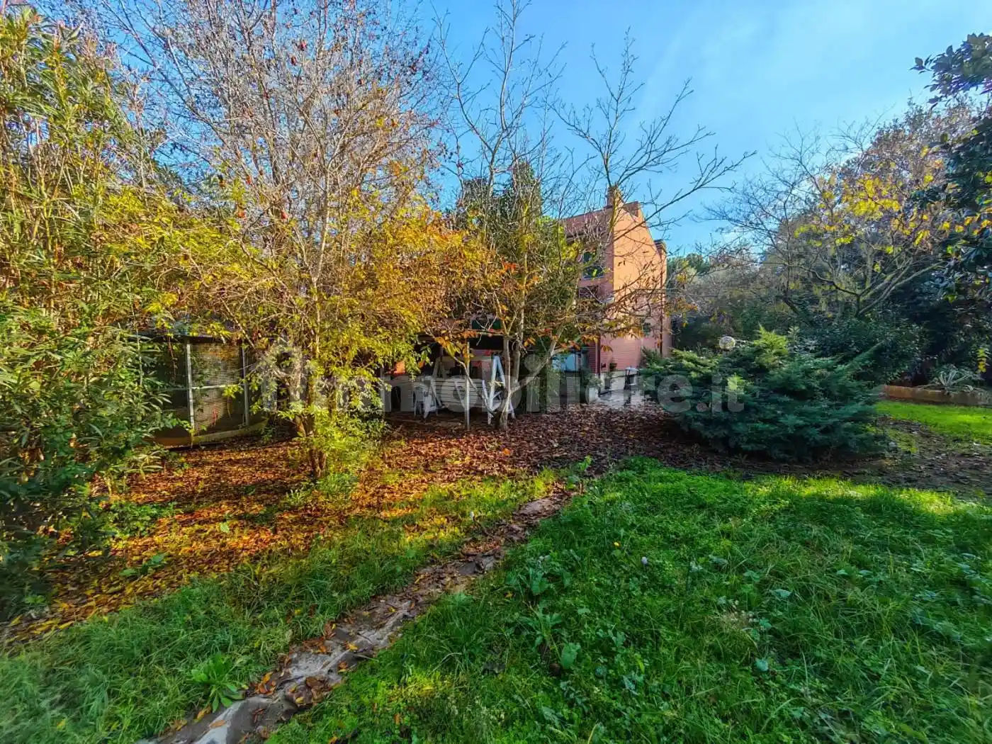 Villa bifamiliare via Ippia di Elide, Casal Palocco, Roma - foto 5