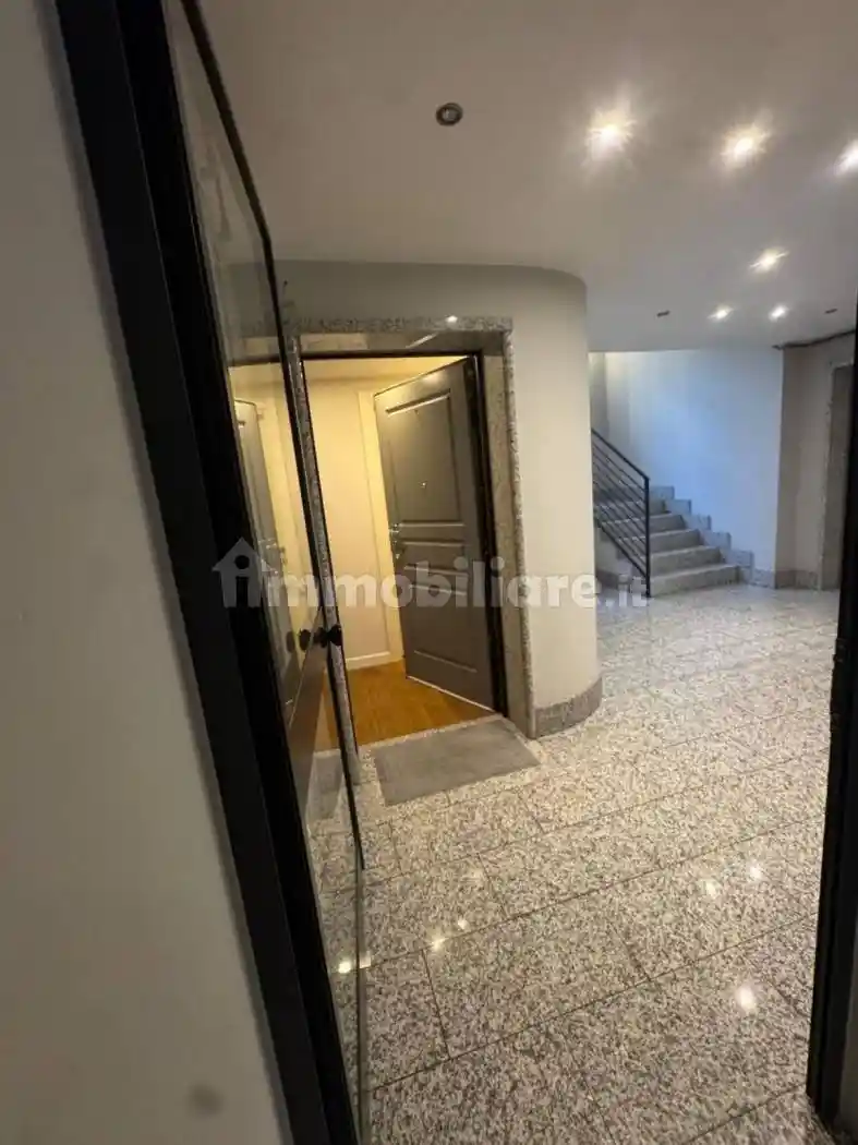 Trilocale via Carlo Armellini 1, Affori, Milano - foto 2