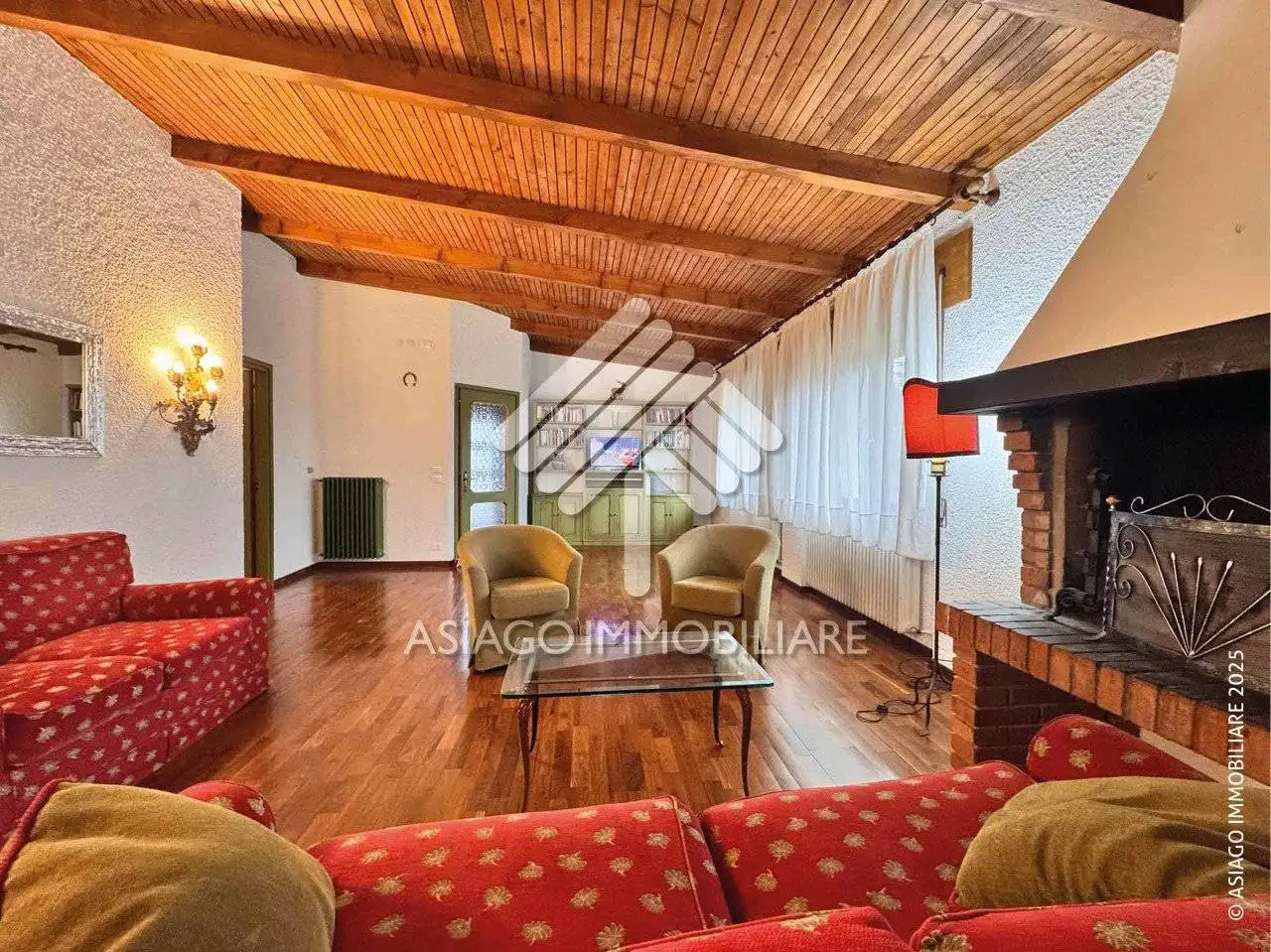 Appartamento via Giovanni Bertacchi, Centro, Asiago - foto 2