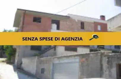 Casa indipendente in asta a Cersosimo