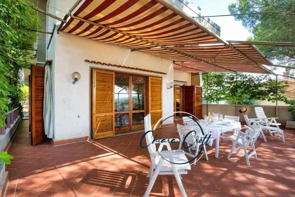 Villa bifamiliare, da ristrutturare, 235 m², Quercianella, Livorno - foto 3
