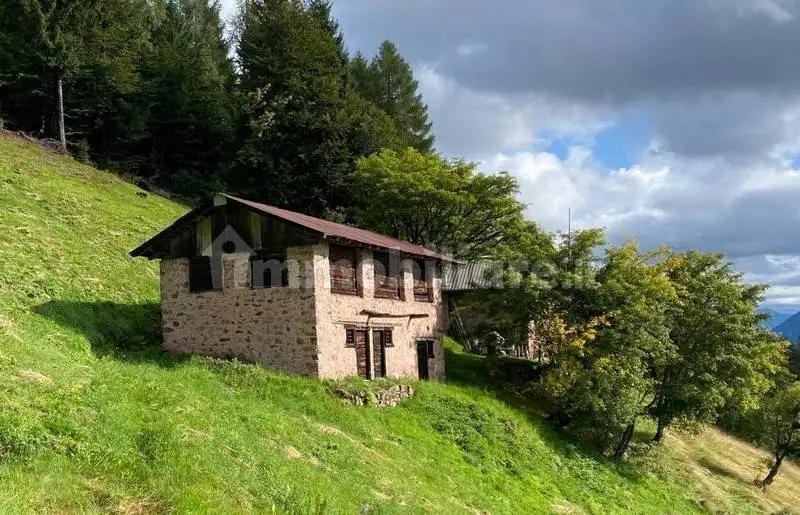 Rustico - Casale in vendita a Castel Condino