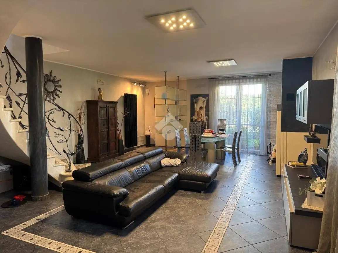 Villa bifamiliare via Granatieri di Sardegna, Tassina, Rovigo - foto 2