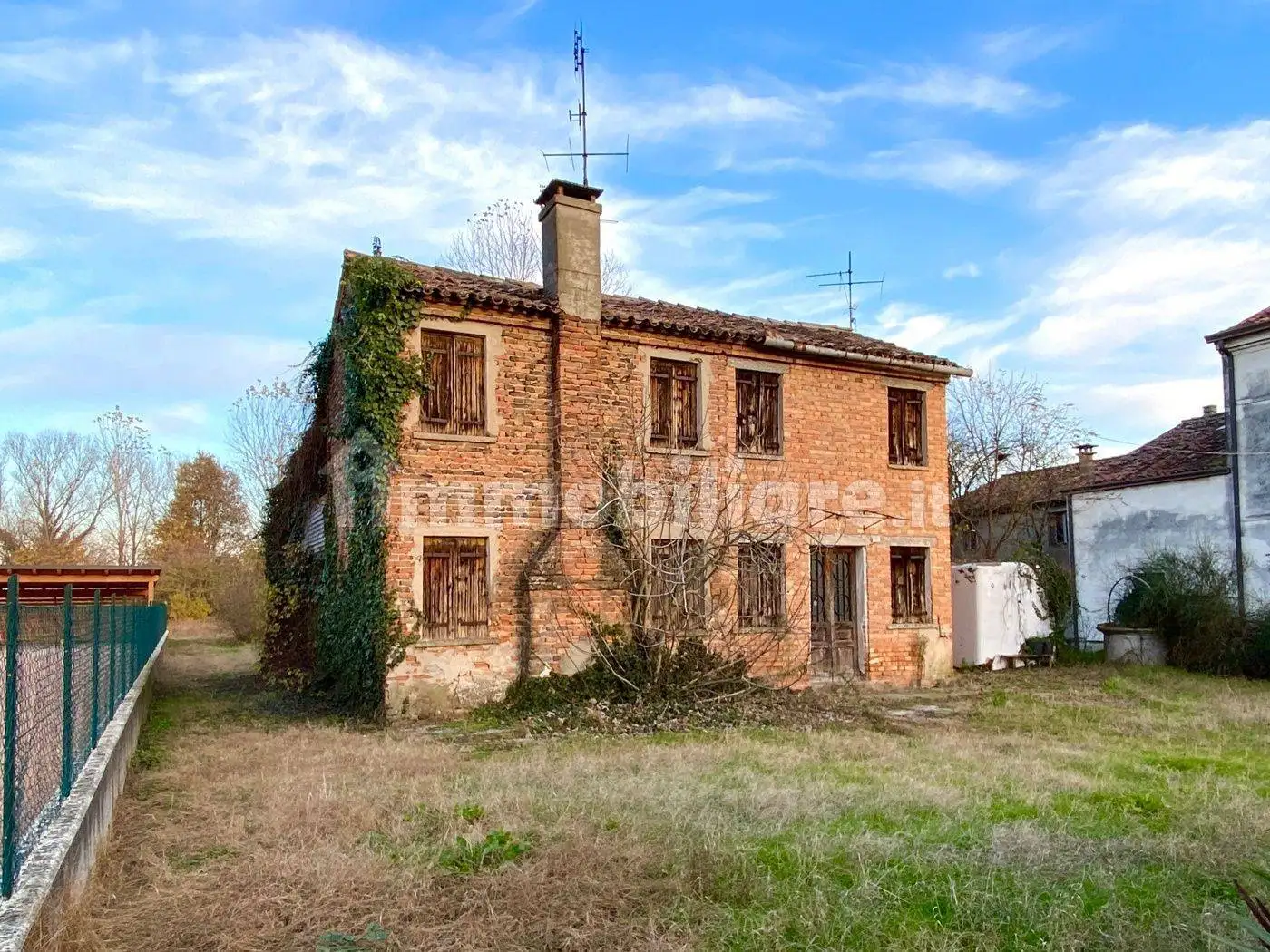 Rustico - Casale in vendita a Villa Estense