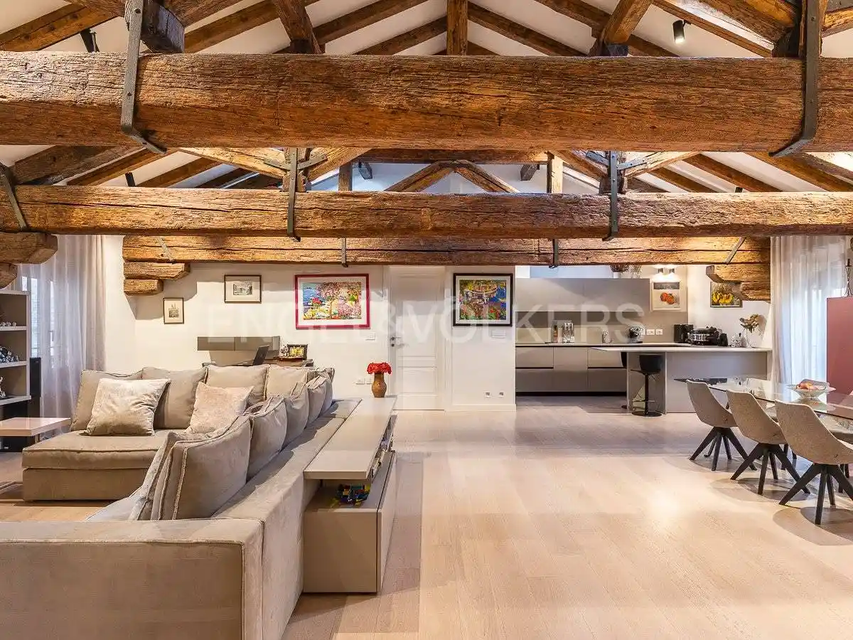 Quadrilocale via Guglielmo Oberdan 9, Centro Storico, Bologna - foto 3