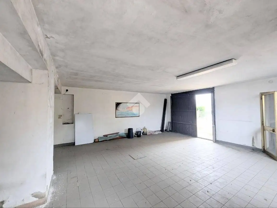 Palazzo - Edificio in vendita a San Vendemiano