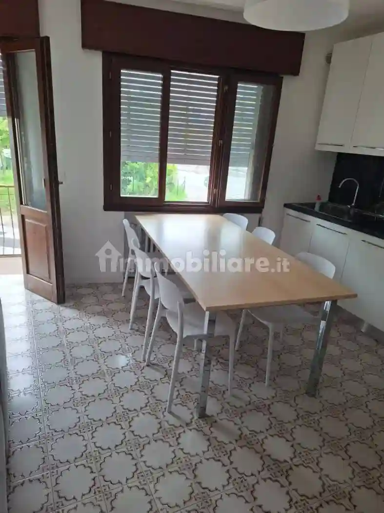 Bilocale via Cesare Battisti 25, Semicentro, Este - foto 4