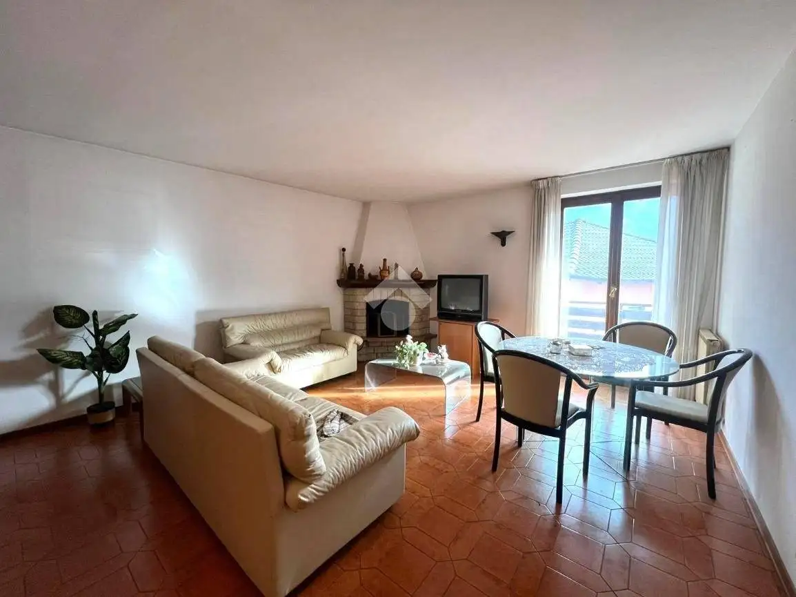 Appartamento in vendita a Onore