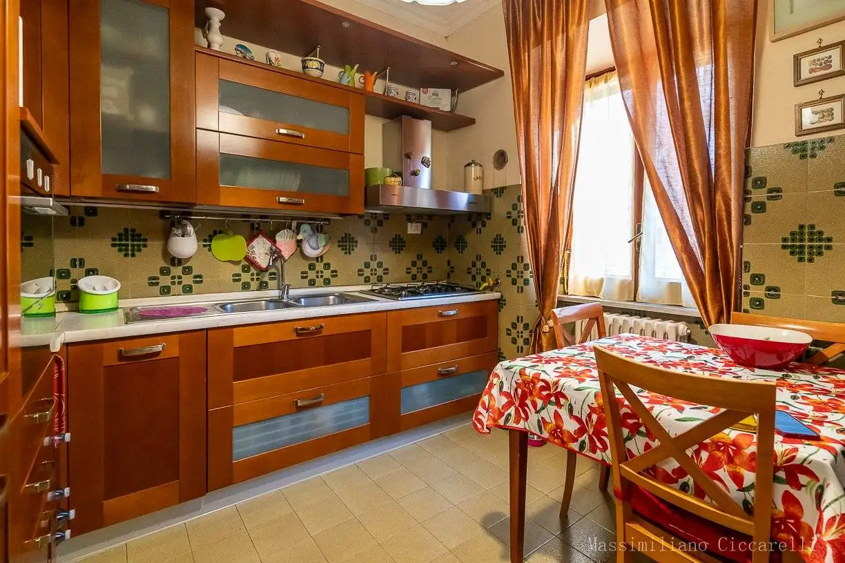 Trilocale via degli Olmi, Centro, Ariccia - foto 3