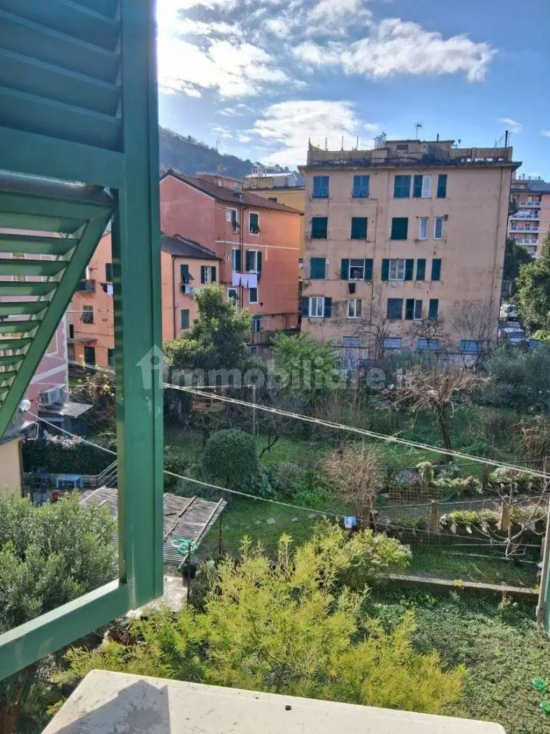 Appartamento in vendita a Genova