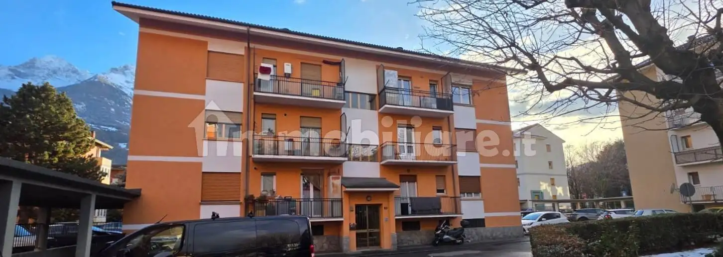 Appartamento via Buthier 10, Centro, Aosta - foto 2