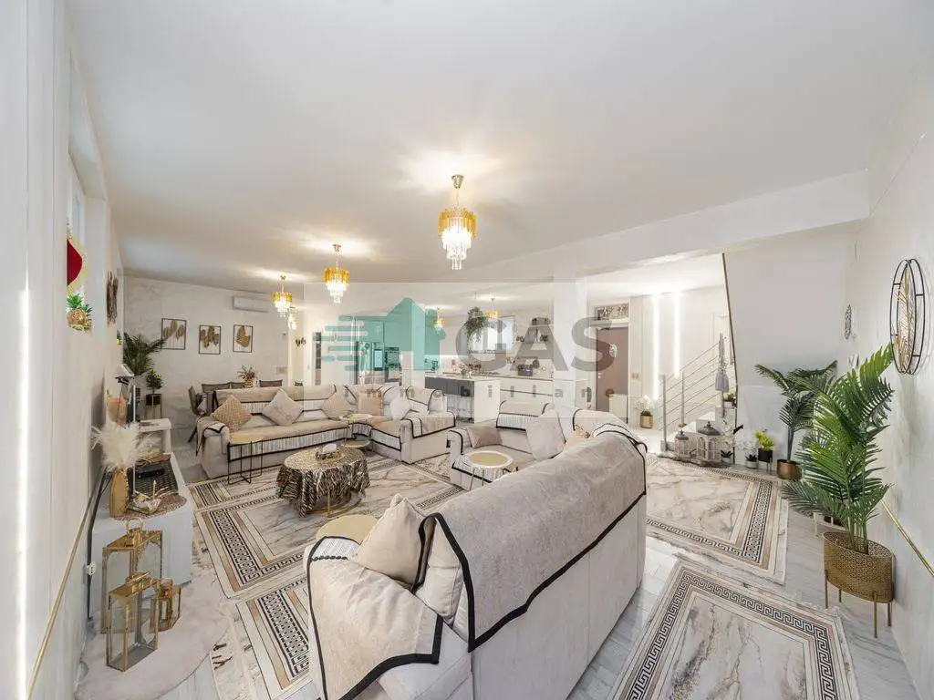 Casa indipendente in vendita a Nova Milanese