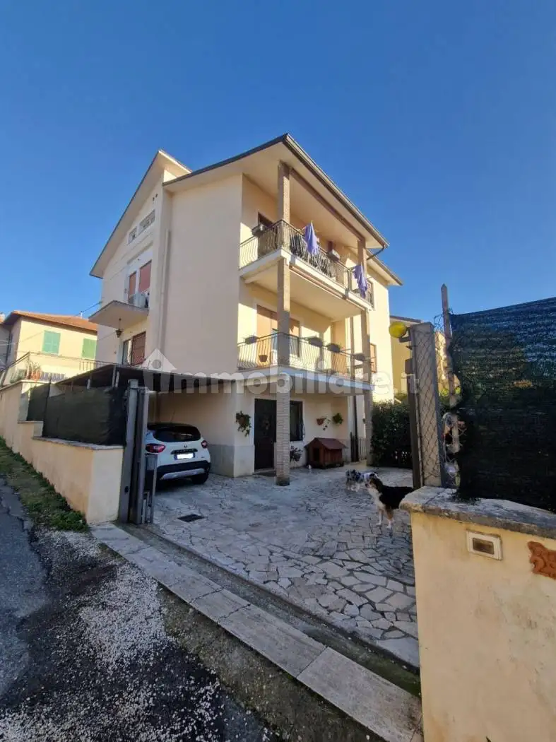 Appartamento in vendita a Grottaferrata