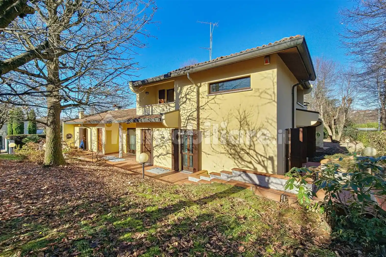 Villa unifamiliare via Carlo Cattaneo 15, Villa Raverio, Besana in Brianza - foto 2