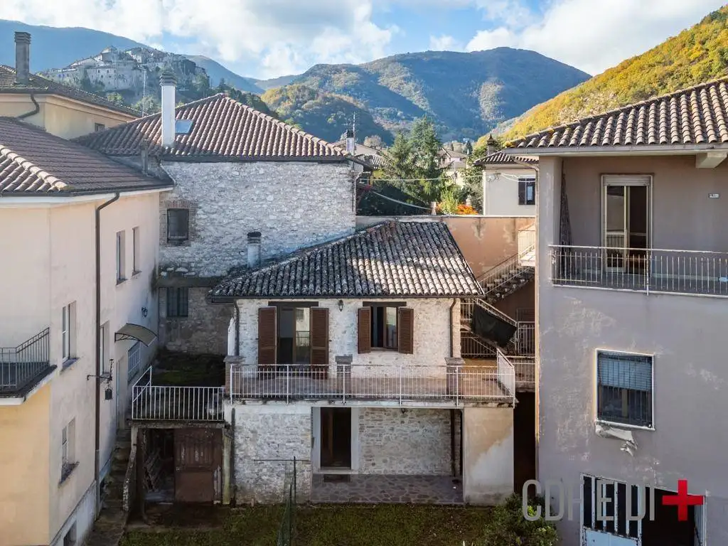 Casa indipendente in vendita a Contigliano