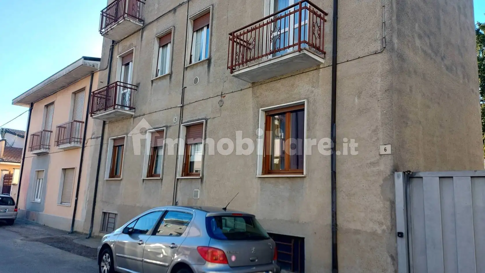 Appartamento in vendita a Busto Garolfo