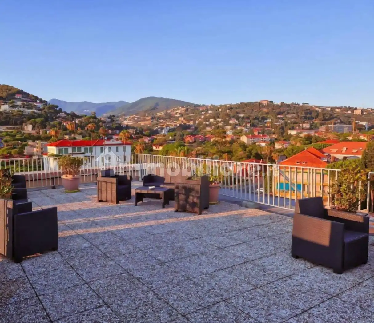 Bilocale via degli Amici 19, Piani di Borghetto, Ospedale, Bordighera - foto 2