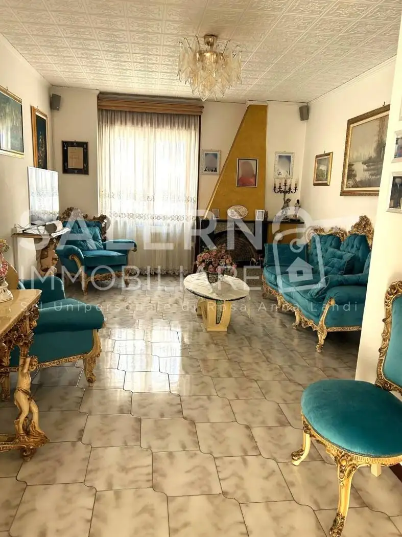 Appartamento in vendita a Salerno