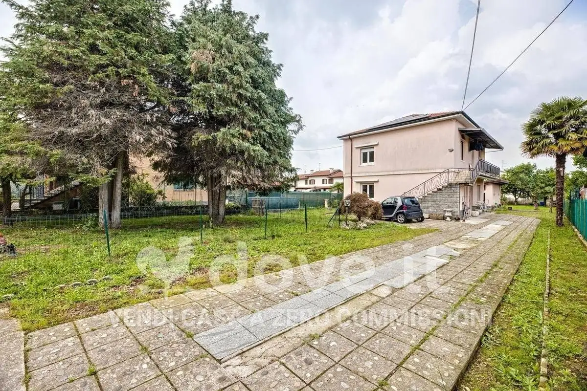 Villa unifamiliare via Carducci snc, Besnate - foto 2