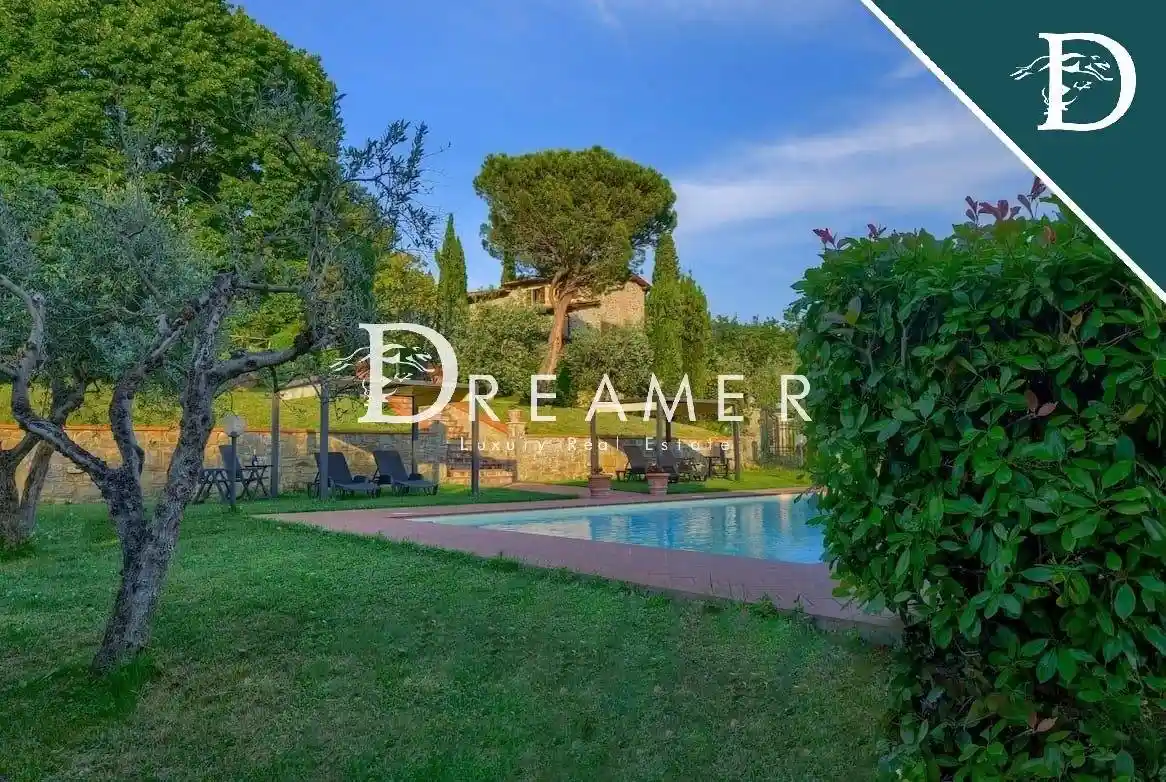 Villa in vendita a Reggello