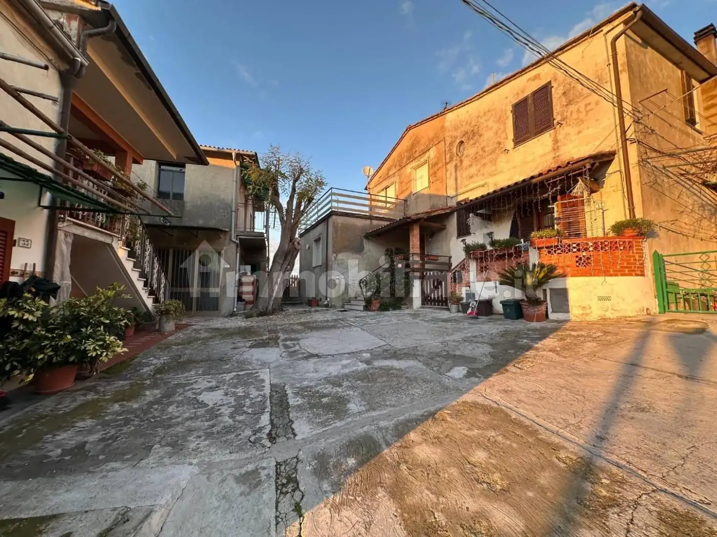 Casa indipendente in vendita a Crespina e Lorenzana