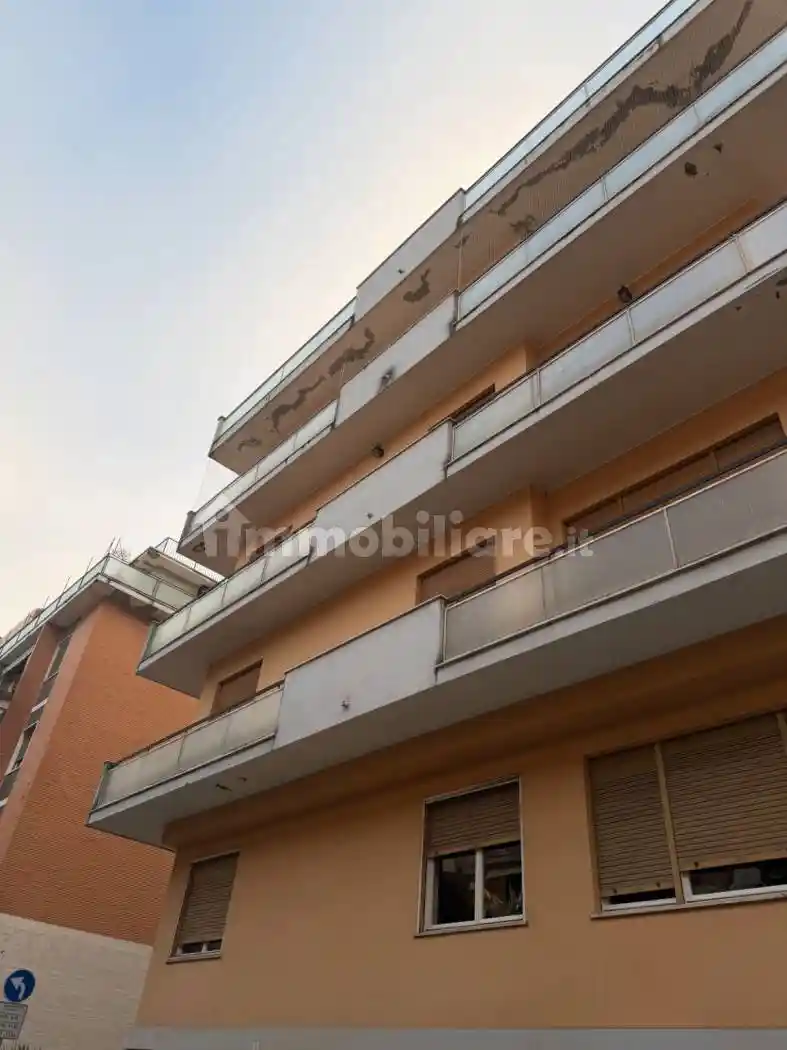 Quadrilocale via Nino Bixio 11, Viale Bovio - Piazza Duca degli Abruzzi, Pescara - foto 3