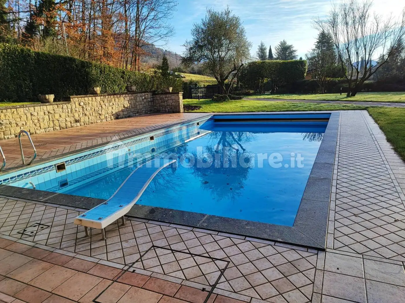 Villa unifamiliare, buono stato, 450 m², Centro, Alzano Lombardo - foto 4